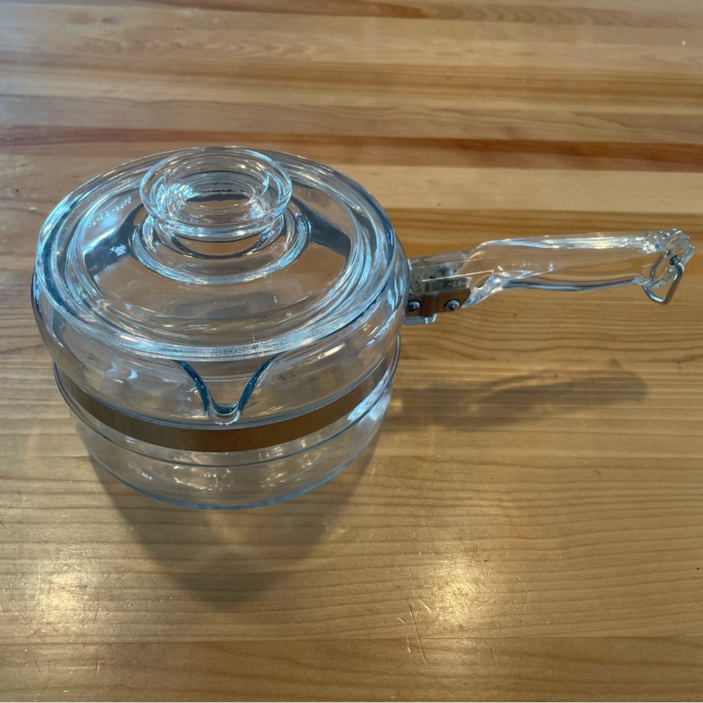 Clear Pyrex Glass Saucepan with Lid